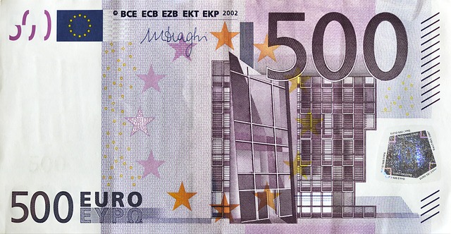 papírové peníze